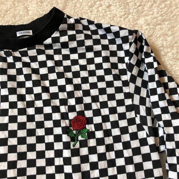 🌴3 for $20🌴 Checkerboard Long Sleeve Top - Picture 4 of 11